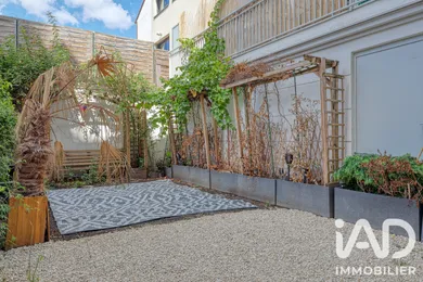 Apartment in Asnières-sur-Seine (92600)