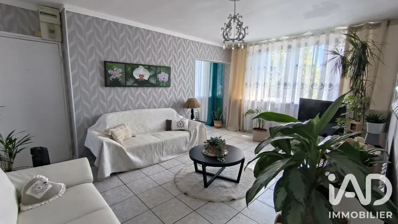 Appartement 4 pièces 65 m² · à Mourenx · 65 m² · 65 000 €