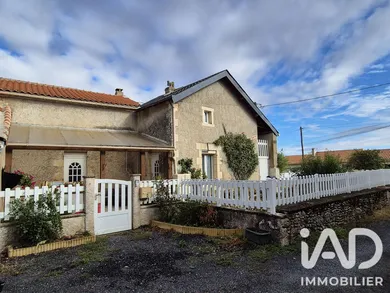 Maison de village à Thénezay (79390)