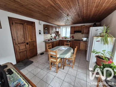Maison de village à Thénezay (79390)
