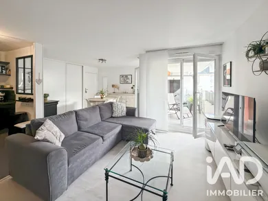 Appartement à Combs-la-Ville (77380)