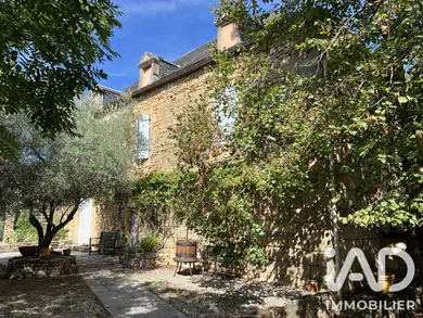 Maison de village à Nadaillac-de-Rouge (46350)