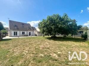 Maison traditionnelle à Les Chapelles-Bourbon (77610)