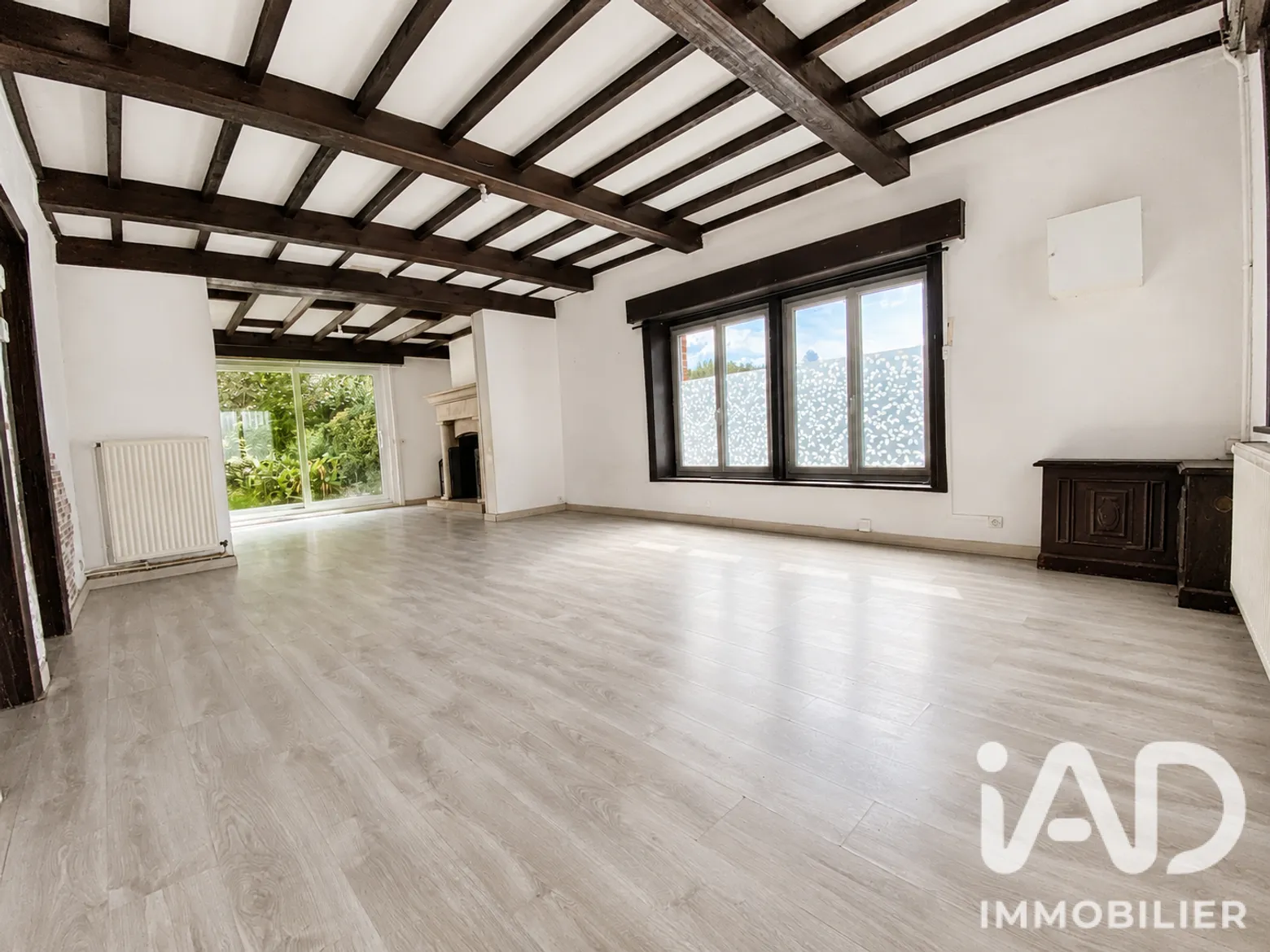 Vente maison à Halluin (59250) : maison traditionnelle 6 pièces 156 m² - 2102001 — 2