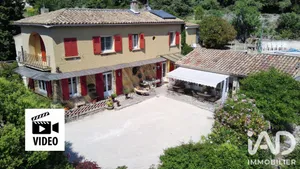 House in Vacqueyras (84190)