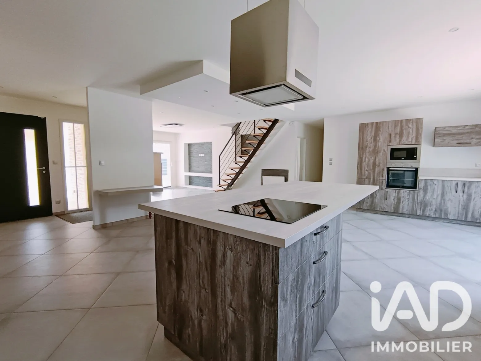 Vente maison à Saint-Ouen (41100) : maison traditionnelle 6 pièces 130 m² - 2105845 — 2