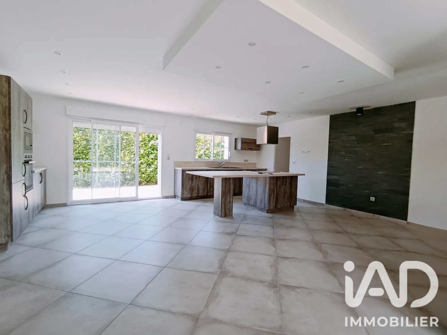 Vente maison à Saint-Ouen (41100) : maison traditionnelle 6 pièces 130 m² - 2105845 — 3