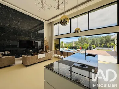 House in Bandol (83150)