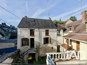 Townhouse in Gien (45500)