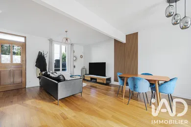 House in Colombes (92700)