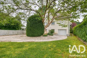 Detached house in Chelles (77500)