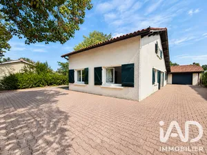 Maison traditionnelle à Vayres (33870)