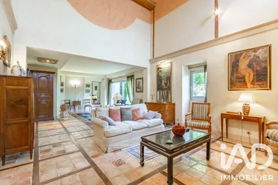 House in Orgeval (78630)