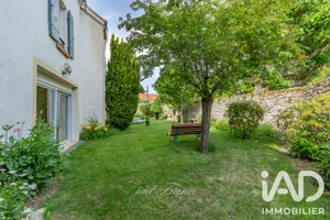 House in Orgeval (78630)