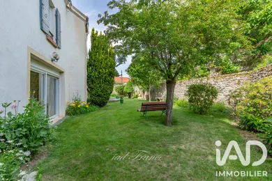 House in Orgeval (78630)