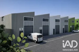 Commercial walls in Chevry-Cossigny (77173)