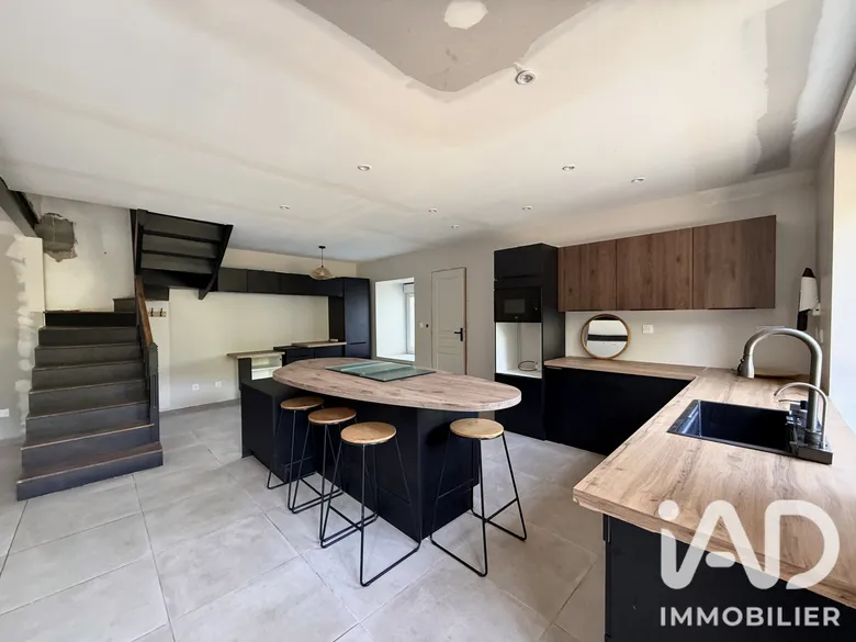 Maison 6 pièces 111 m² · à Monteneuf · 111 m² · 156 900 €