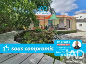 Village house in Grues (85580)