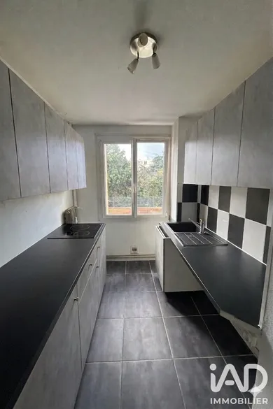 Apartment in Villefranche-sur-Saône (69400)