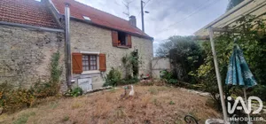 Maison de village à Cruzy-le-Châtel (89740)