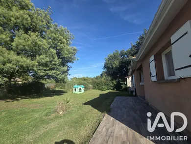 Park home in Saint-Germain-d'Esteuil (33340)