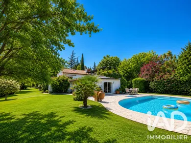 Maison à Roquefort-les-Pins (06330)