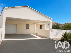House in Chauray (79180)