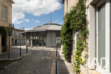 Apartment in Bordeaux (33000)