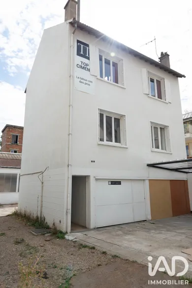 Building in Colombes (92700)