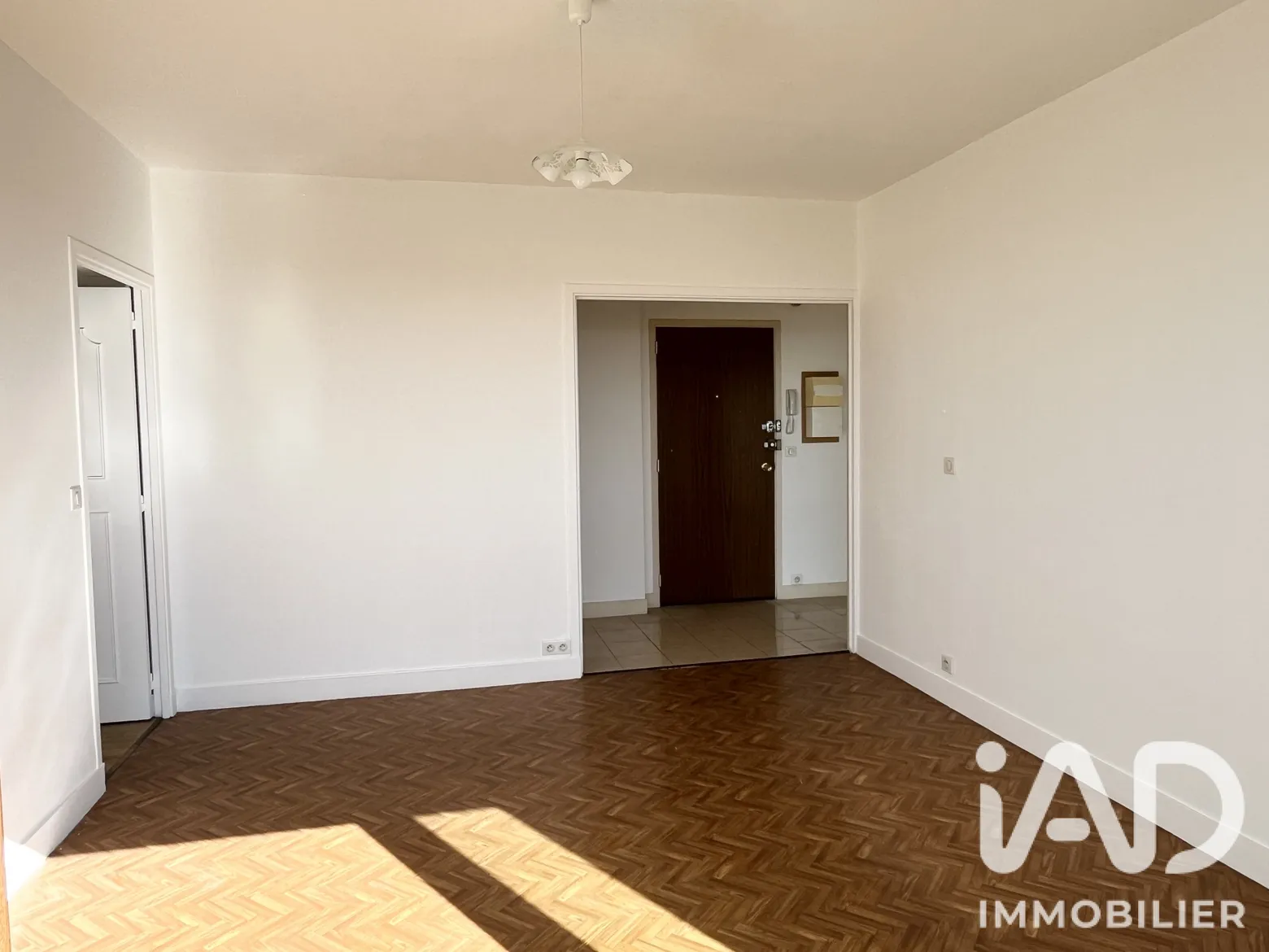 Vente appartement à Troyes (10000) : appartement 2 pièces 45 m² - 2076857 — 3