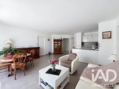 Apartment in Dreux (28100)