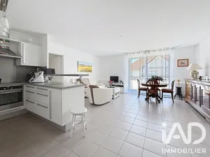 Apartment in Dreux (28100)
