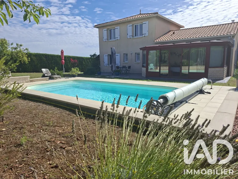 Maison 6 pièces 137 m² · à Migné-Auxances · 137,3 m² · 383 000 €