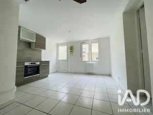 Apartment in Reims (51100)