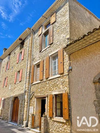 Maison de village à Les Pilles (26110)