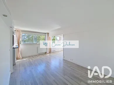 Appartement à Combs-la-Ville (77380)