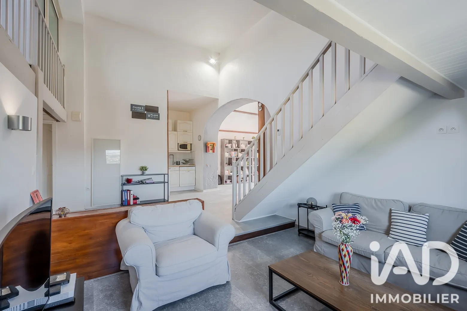 Vente maison à Fleurieux-sur-l'Arbresle (69210) : maison traditionnelle 5 pièces 187 m² - 2099656 — 2