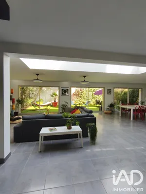 House in Angers (49000)
