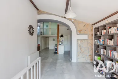 Lodge in Fleurieux-sur-l'Arbresle (69210)