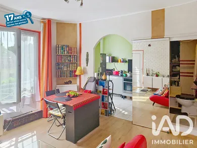 Apartment in L'Île-Saint-Denis (93450)