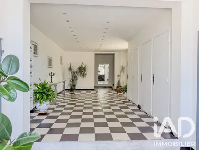 Apartment in Toulon (83100)