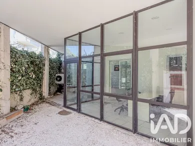 Commercial walls in Toulon (83100)