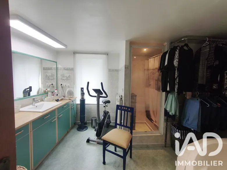 Immeuble 222 m² · à Lys-lez-Lannoy · 222 m² · 595 000 €