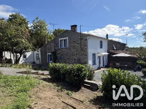 Maison de campagne à Terval (85120)