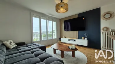 Apartment in Vannes (56000)