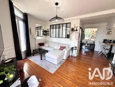 Apartment in Beaumont-sur-Oise (95260)