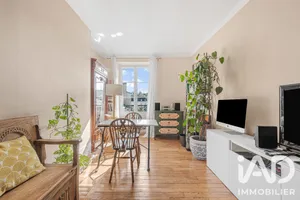 Apartment in Versailles (78000)
