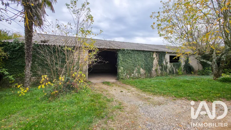 Terrain 1780 m² · à Barjac · 1 780 m² · 60 000 €