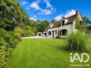 Maison de campagne à Huisseau-sur-Mauves (45130)