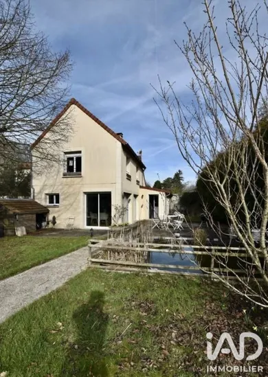 House in Noisy-sur-École (77123)